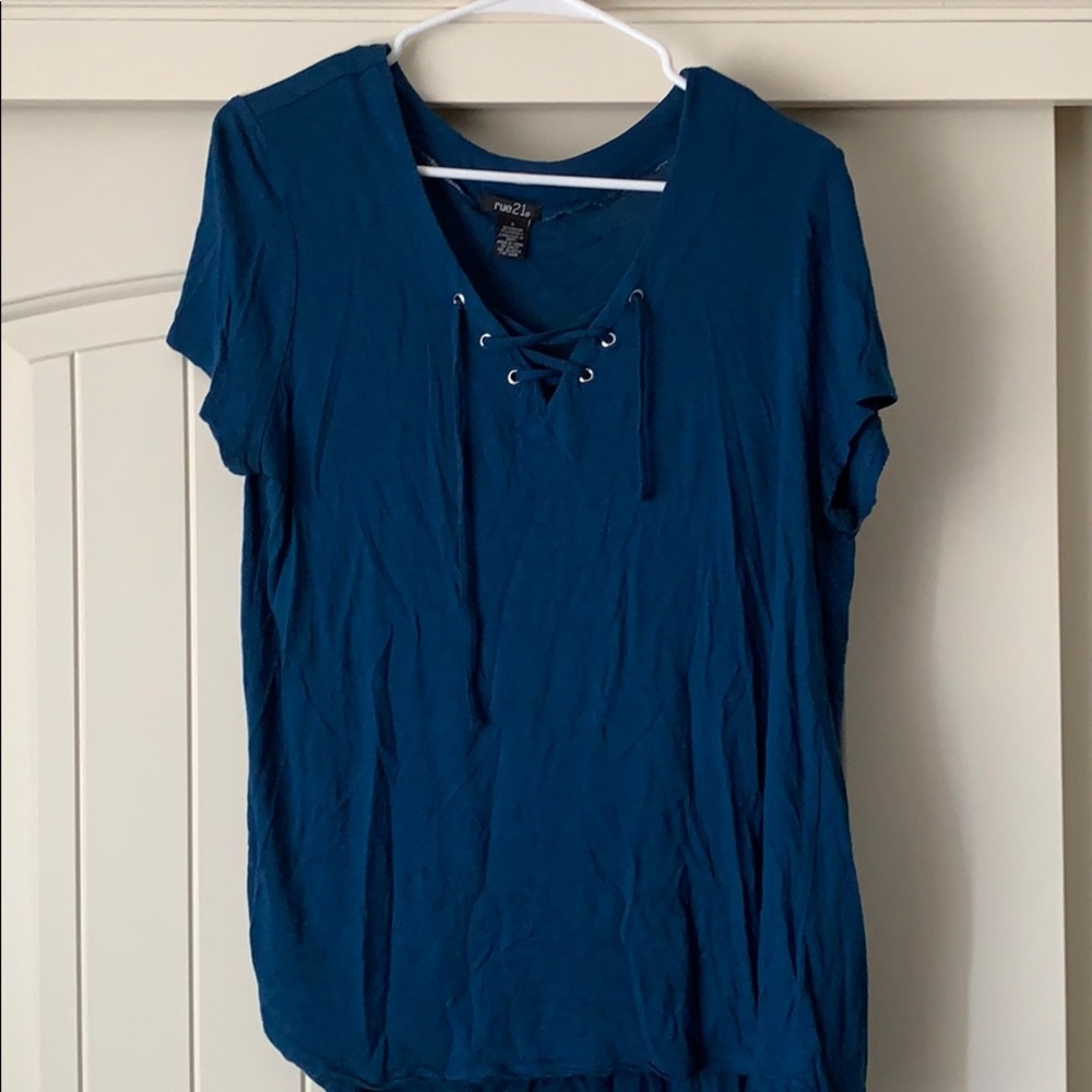 women’s top